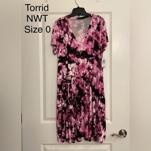 NWT Torrid Supersoft Swing Dress Tie-Dye Size 0/L/12